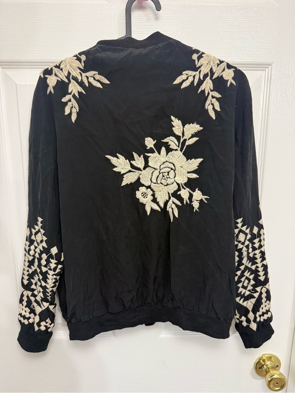 Johnny Was Workshop Black 100% Silk Embroidered Bomber Jacket Size XS - Picture 7 of 9
